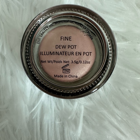 Laritzy - Picture 3 of 3